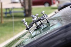 AUTO WINDSHIELD ROCK CHIP REPAIR